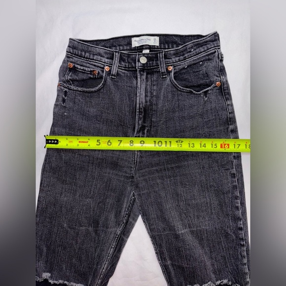 Abercrombie & Fitch Size 28/6R Black Ankle Straight Ultra High Rise Jeans - Picture 5 of 10